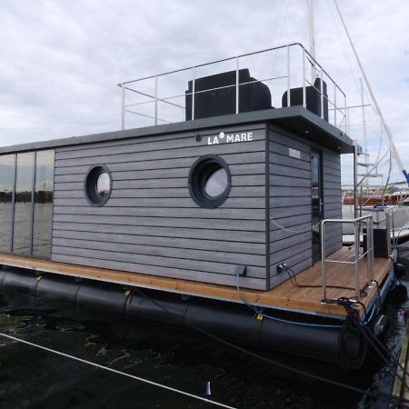 Hausboot Fjord Lacerta Mit Dachterrasse In Wendtorf エクステリア 写真
